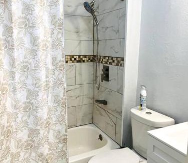 Pine Hills House | 3bdrm home near Orlando Fairground, Downtown & Universal