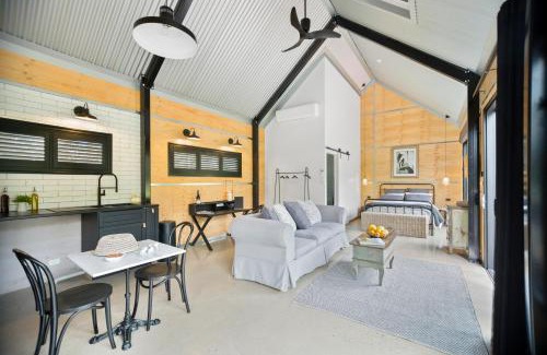Whitfield House | 3BlackSHEDS