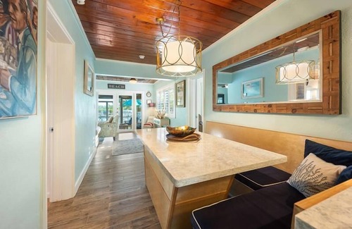 Rock Harbor Cottage | 3BR/3BA Key Largo Cottage by the Sea With Private Pool, Putting Course, and More