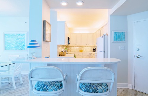 Ono Island Condo | 3BR Gulf Front Condo directly on Beach, Pet Friendly, Large Balcony on 11th Flr