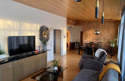 Keflavik House | 3BR Keflavík Home, 8 Min to Airport Sleeps 6