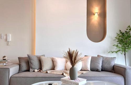 Taman Bukit Mewah Apartment | 3BR-Mocha-Paradigm Residence by Guesthouse-6-8Pax