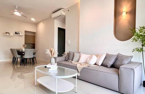 Taman Bukit Mewah Apartment | 3BR-Mocha-Paradigm Residence by Guesthouse-6-8Pax