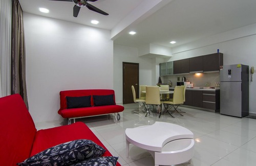 Chow Kit Apartment | 3BR Top KLCC View at Regalia Residence