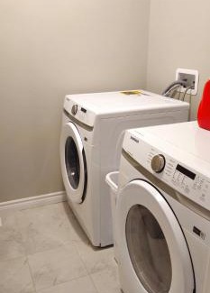 Midland Apartment | 3BR Townhome Wright Dr Midland Near Little Lake
