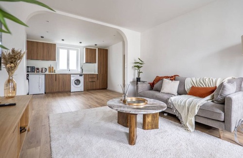 Adamville Apartment | 3D - Renovated apartment ~ Saint-Maur-des-Fossés