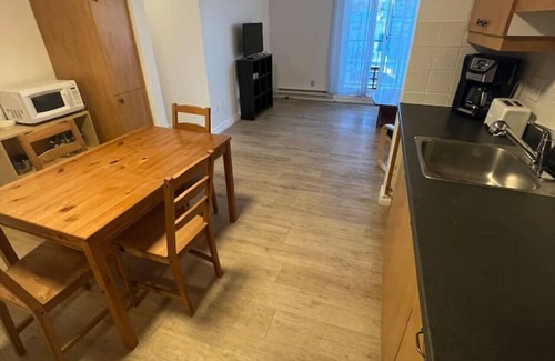 Les Rivieres Apartment | 4.5 fully equipped balcony parking