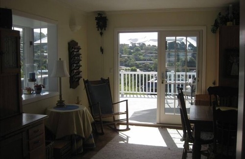 Tiburon House | 4 Bdrm Home- Great Outdoor Space-Perfect for Family Gatherings