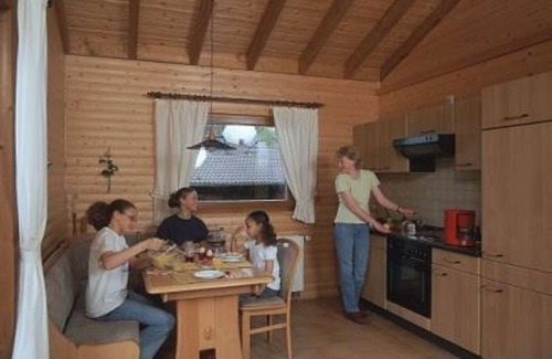 Schoenecken Apartment | 4-bed apartment (log cabin) - Feriendorf Reinskopf