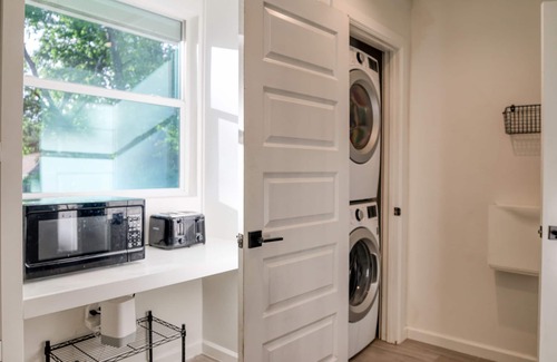 Sweetbriar House | 4-bed in South Austin w/hot tub, 13 minutes from downtown!