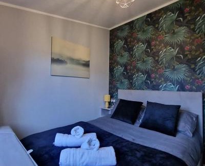 South Lakeland Leisure Village Apartment | 4 Bed Luxury Lodge with Hot tub near Lake District