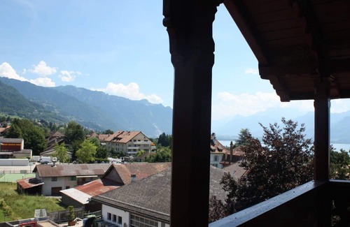 Saint-Legier-La Chiesaz House | 4 Bedrooms, 2 large bath, large kitchen, 2 balconies Historical Monument In VD