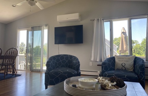 Point Judith House | 4 Bedroom/2 Bath w/2 living rooms and a short walk to the beach *SUNDAY RENTAL