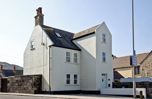 Portland House | 4 bedroom accommodation in Portland