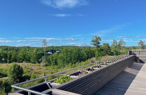 Arendal House | 4 bedroom amazing home in Færvik