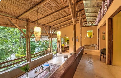 Chiguata House | 4 bedroom Bohemian home. Five minute walk to the beach.