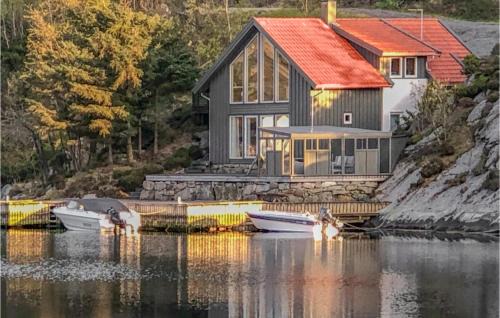 Bokn House | 4 Bedroom Cozy Home In Bokn