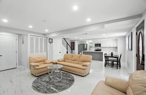 Northeast Columbus House | 4-bedroom house fencin and pivte gate