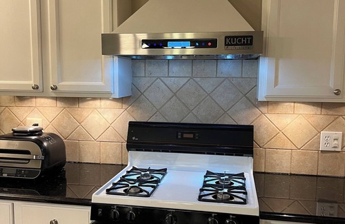 Lake Orion House | 4-Bedroom House for Monthly Stays