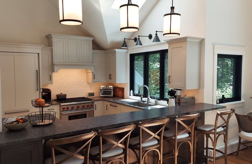South Londonderry House | 4-bedroom Lake Front House in Quntisential Private Vermont Setting