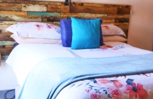 Cape Town Cabin | 4 bedroom lodge in cape town