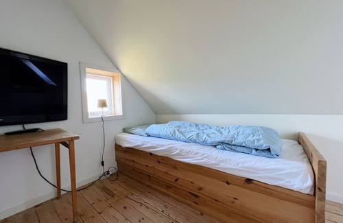 Faroe Islands Cabin | 4-bedroom lodge in enchanting Akraberg with WiFi