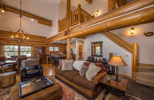 Powder Ridge Ski Chalet | 4 Bedroom Ski-In-Ski-Out Big Sky Cabin