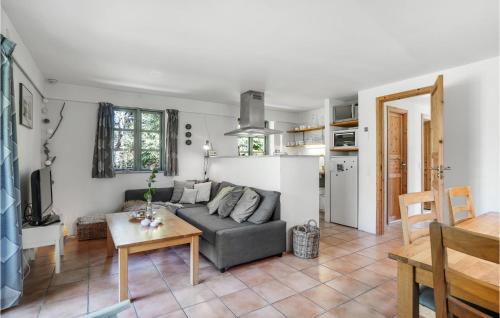 Hoeve Strand House | 4 Bedroom Stunning Home In Asnæs