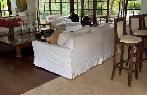 Gede Villa | 4-bedroom villa right on the white beach in Kilifi.
