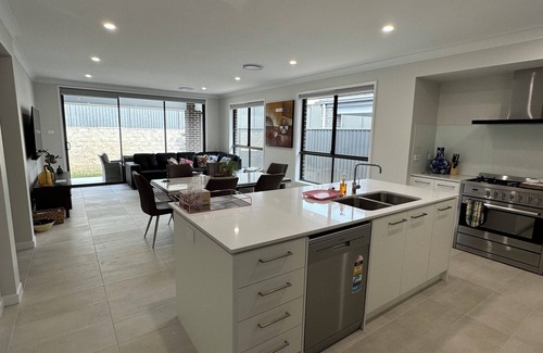 Catherine Field House | 4 bedrooms beautiful house