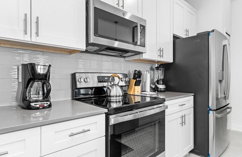 Kissimmee House | 4 BR, 3 BA Townhome. Sleeps 10!
