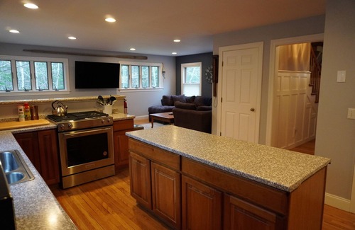 Town Hill House | 4 BR Sleeps 11 just minutes from downtown Bar Harbor and Acadia National Park