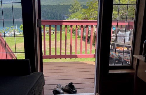 Powell River Cabin | 4 Coastal Cabins & Suite for exploring the Sunshine Coast of BC