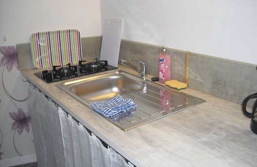Gordes House | 4 km from Gordes 2-person gite Lou mas li pitchoun
