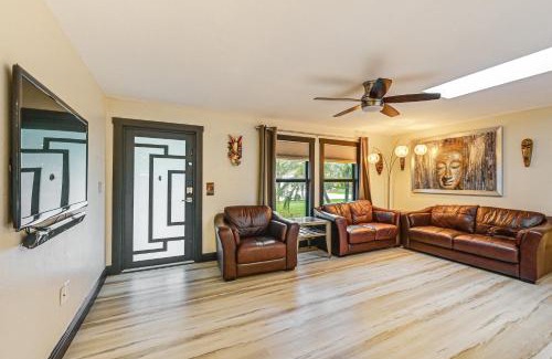 Central Naples House | 4 Mi to Beach Pet-Friendly Home in Naples!