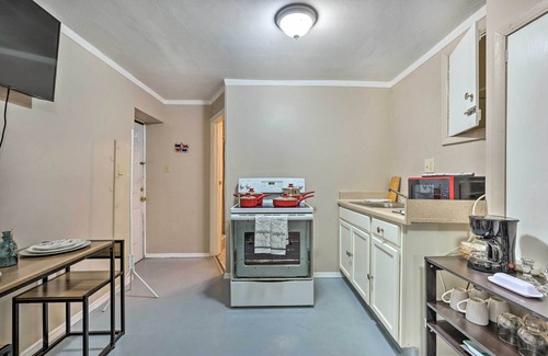 Bayonet Point Apartment | 4 Mi to Beaches: Cozy Studio in Port Richey!