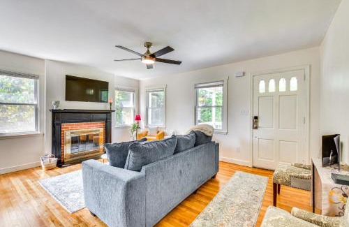 Seneca House | 4 Mi to Clemson Pet-Friendly Seneca Cottage