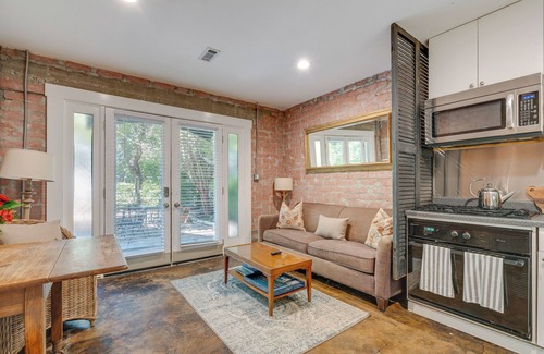 Zilker Apartment | ~ 4 Mi to Downtown: Historic Austin Apartment