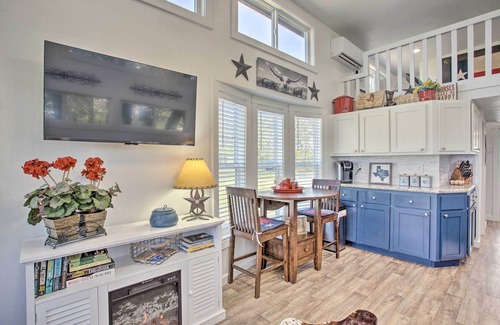 McKinney House | 4 Mi to Downtown McKinney: Tiny Home w/Fire Pit