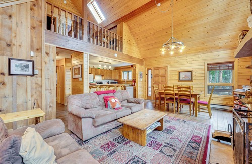 Allenspark Cabin | 4 Mi to RMNP: Allenspark Cabin w/Wraparound Deck!