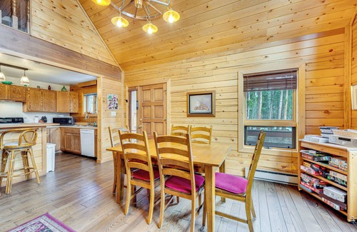 Allenspark Cabin | 4 Mi to RMNP: Allenspark Cabin w/Wraparound Deck!