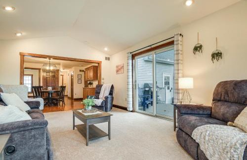 Ronks House | 4 Mi to the Amish Village Spacious Home with Deck!