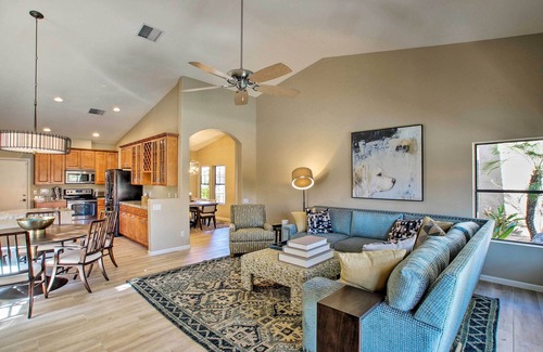 Paradise Park Vista House | 4 Mi to TPC Scottsdale: Family Home w/Hot Tub!