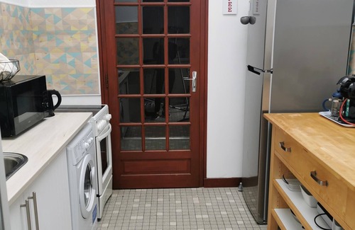Calais City Center Apartment | 4-person apartment with private garden, 1km from the beach