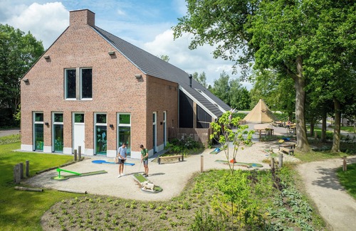 Witteveen House | 4-person bungalow in the holiday park Landal Orveltermarke