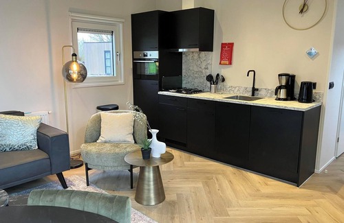 Vleteren House | 4-person chalet with modern interior and 2 bedrooms