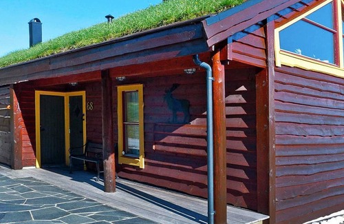 Skulestad Apartment | 4 person holiday home in skulestadmo