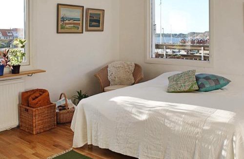 Ellos Apartment | 4 person holiday home in ELLÖS