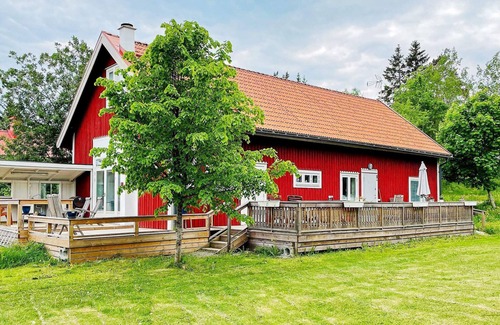 Vaddo House | 4 person holiday home in VÄDDÖ