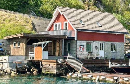 Bomlo House | 4 person holiday home in Urangsvåg-By Traum